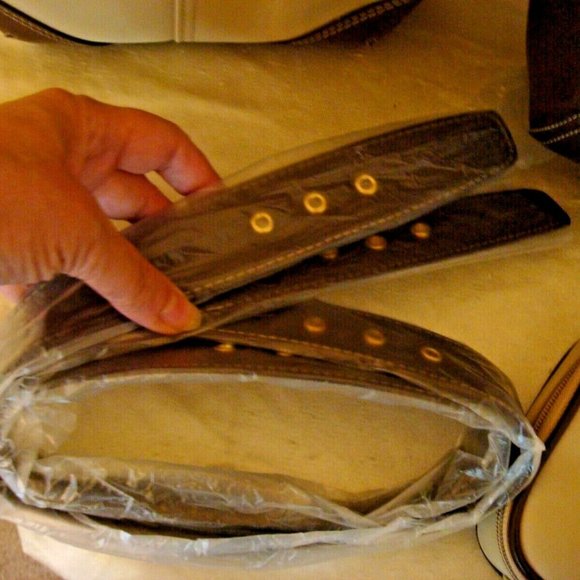 NWOT Simply Go NYLON Tote Shoulder Bag, Purse, Make Up Bag Brown/Tan - Picture 8 of 11